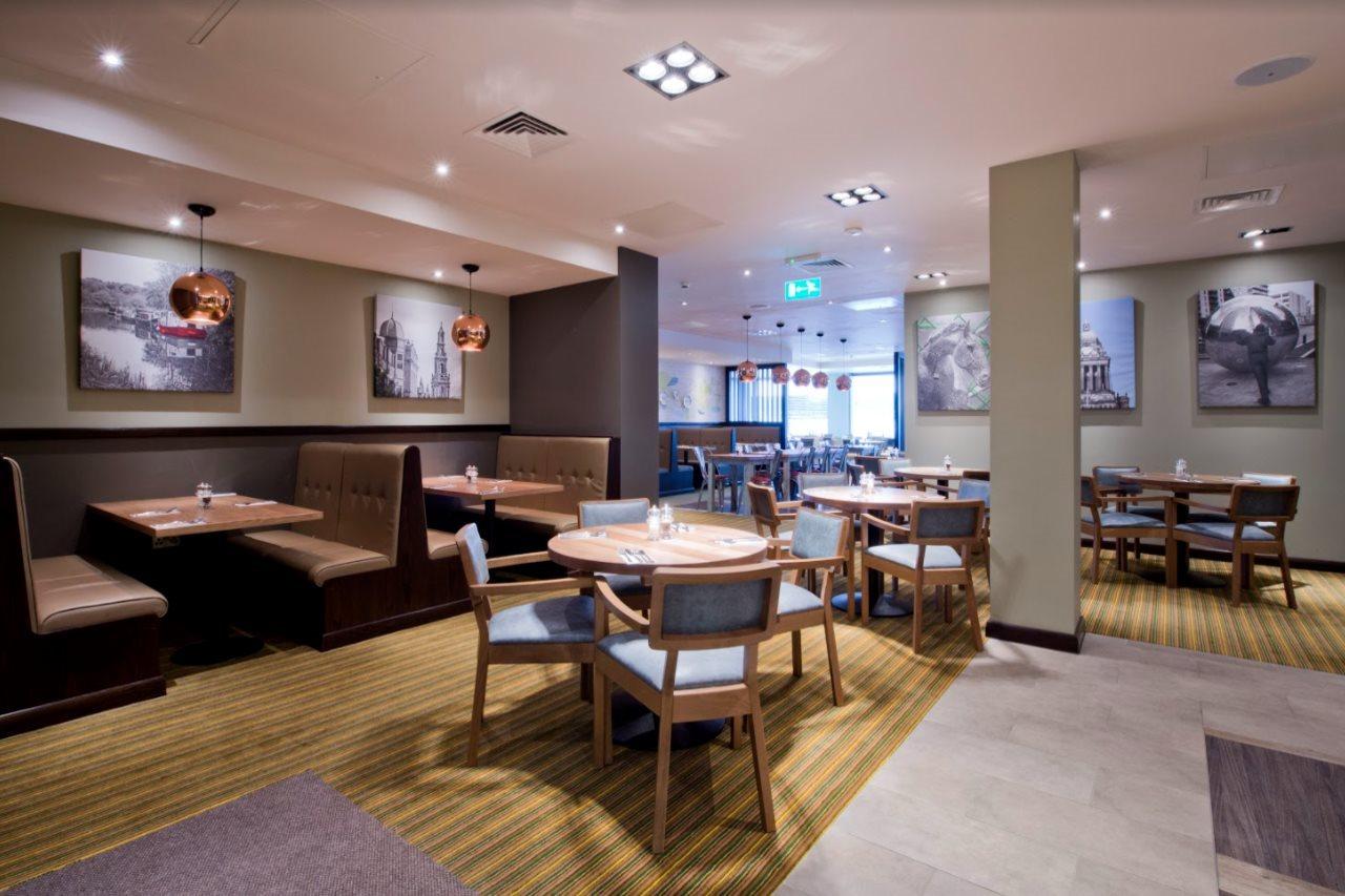 Premier Inn Leeds City Centre Extérieur photo
