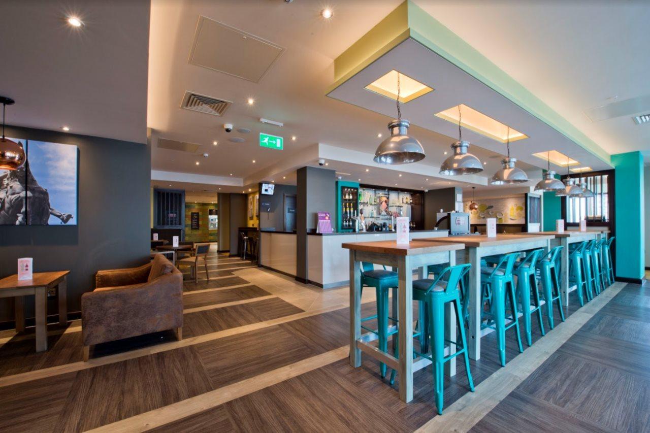 Premier Inn Leeds City Centre Extérieur photo